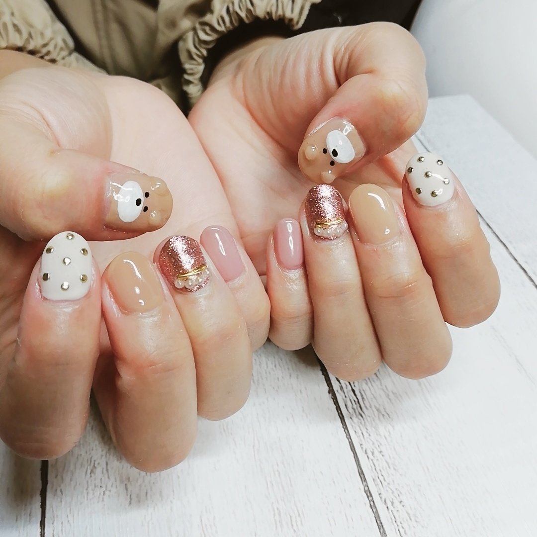 春 オールシーズン 女子会 ホワイト ベージュ Simple Nail 鈴のネイルデザイン No ネイルブック