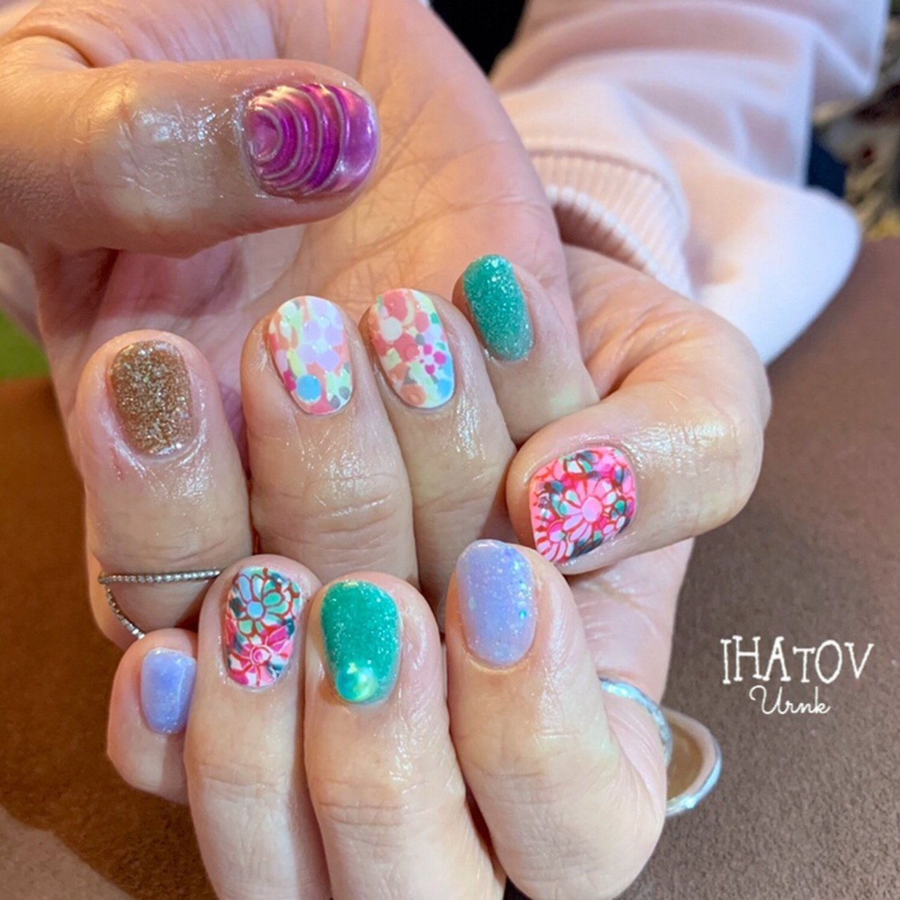 春 デート 女子会 ハンド ラメ Ihatov Nailarts のネイルデザイン No ネイルブック