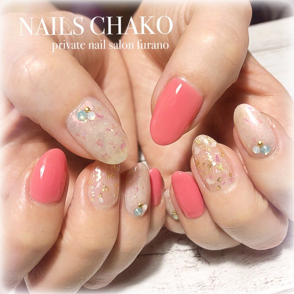 春 夏 ハンド ホログラム シェル Nails Chakoのネイルデザイン No 4065506 ネイルブック