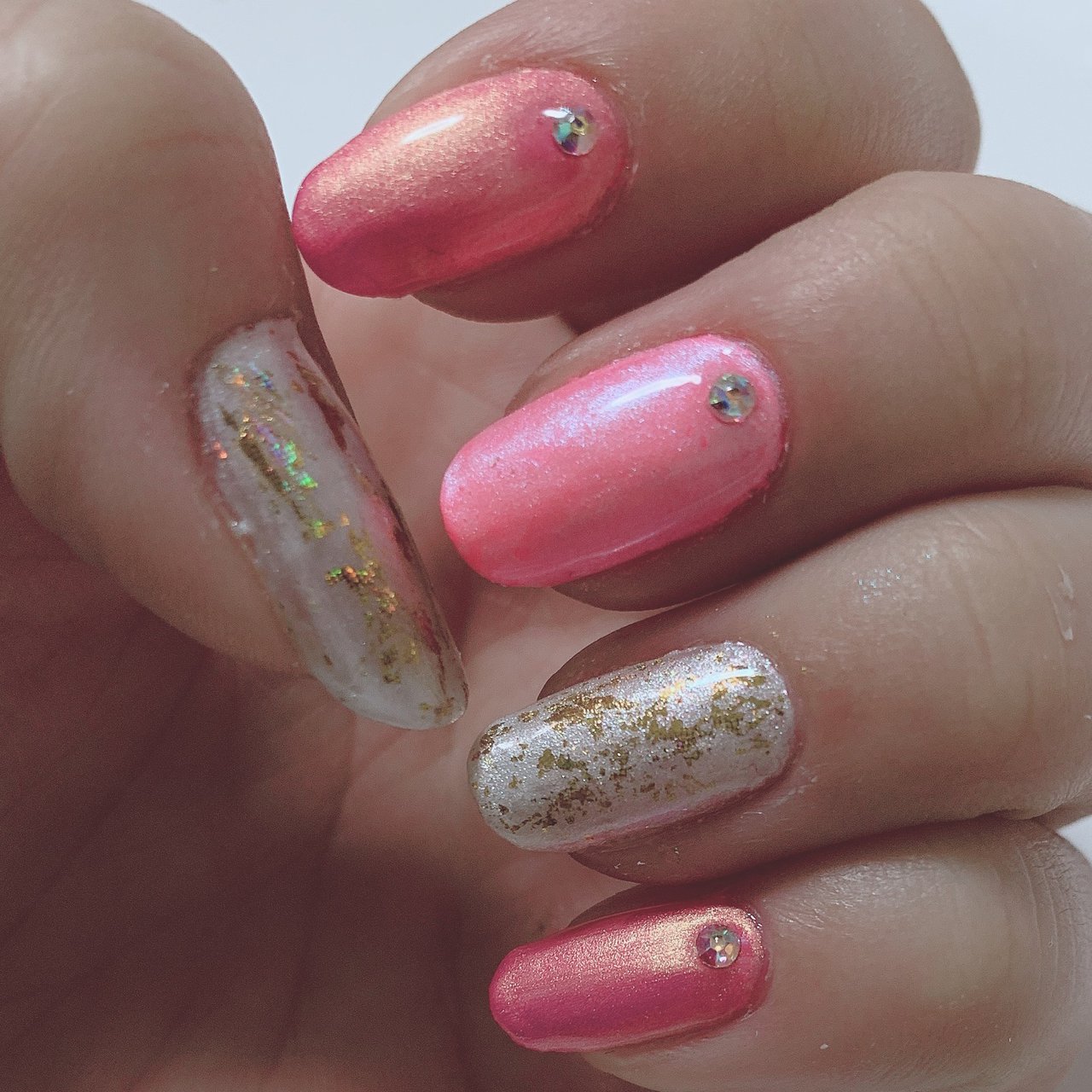 春 オールシーズン 女子会 ハンド ビジュー りぴのネイルデザイン No ネイルブック