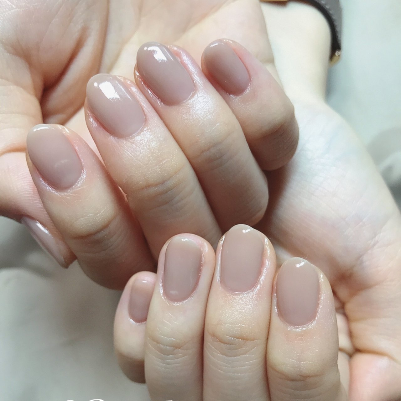 オールシーズン ハンド シンプル ワンカラー ベージュ Lualani Nailのネイルデザイン No ネイルブック