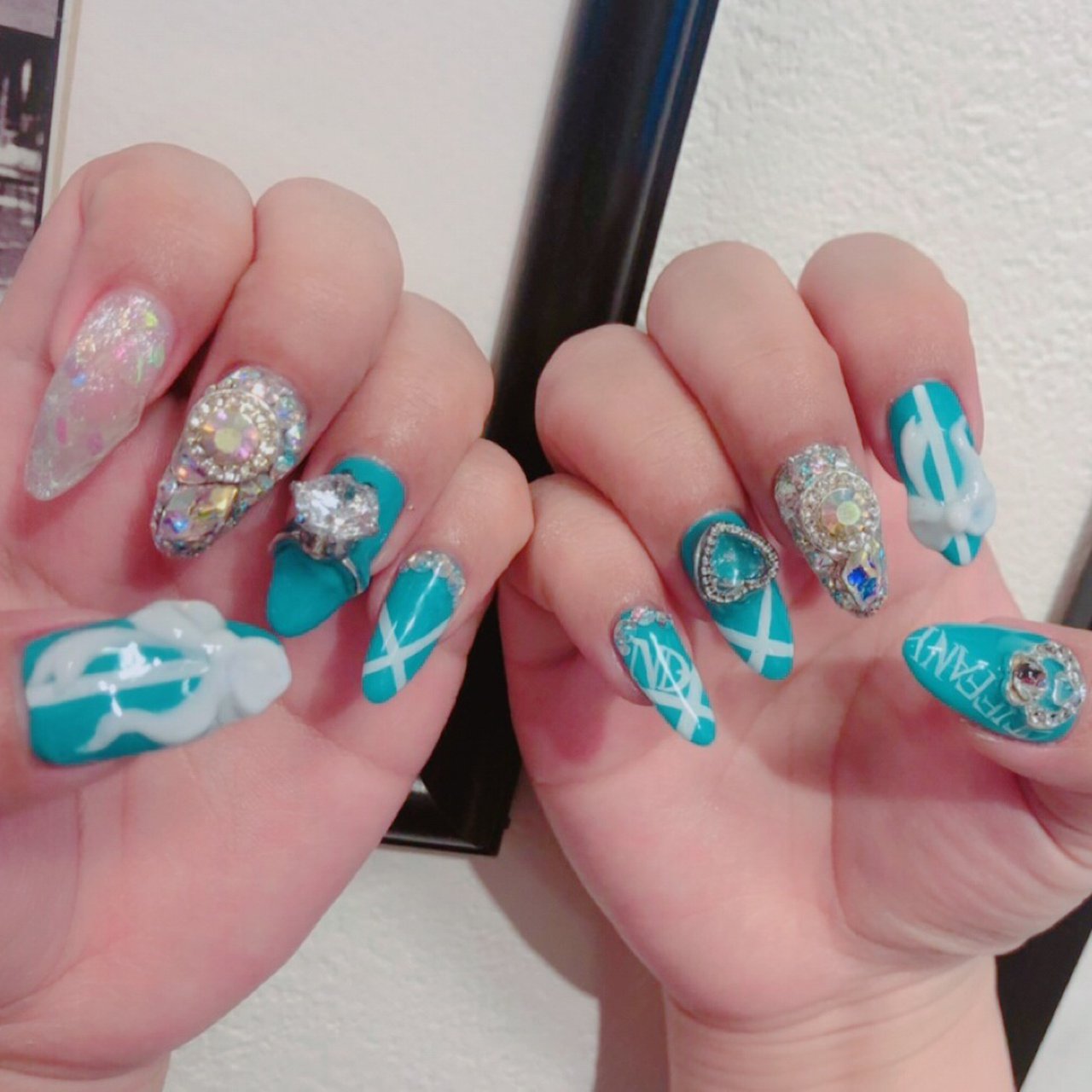 オールシーズン ハンド ビジュー ハート 3d むらさきのネイルデザイン No ネイルブック