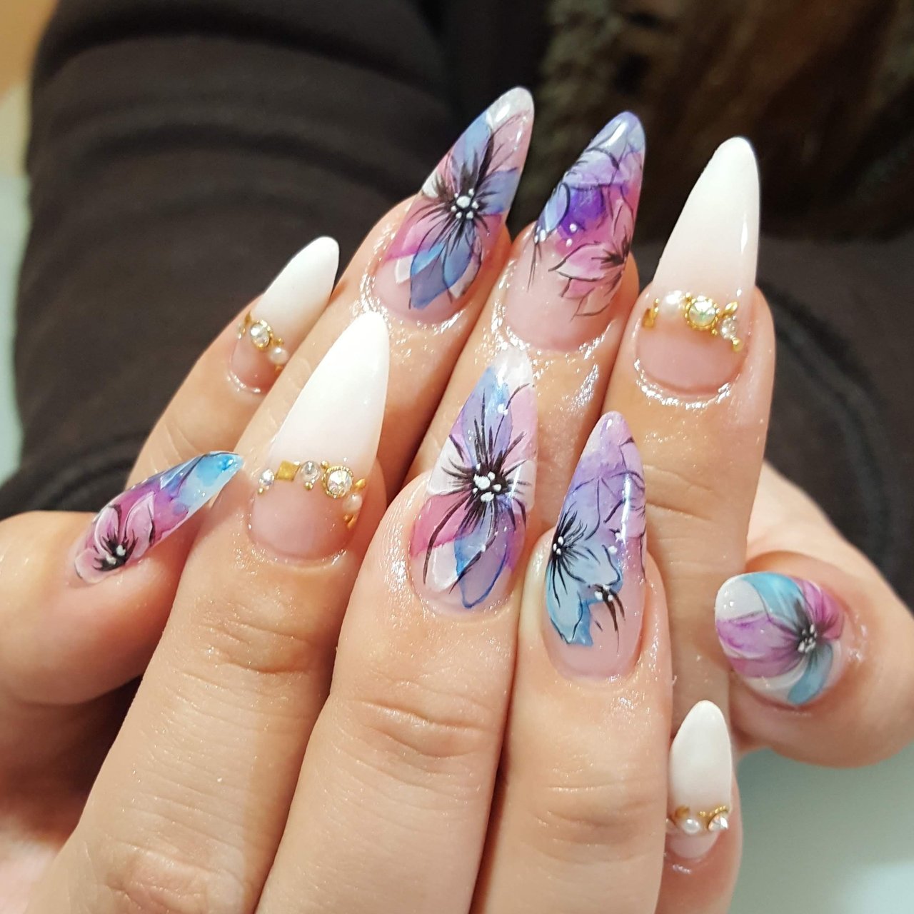 オールシーズン ハンド グラデーション フラワー ロング Lilasnail Ayaのネイルデザイン No ネイルブック