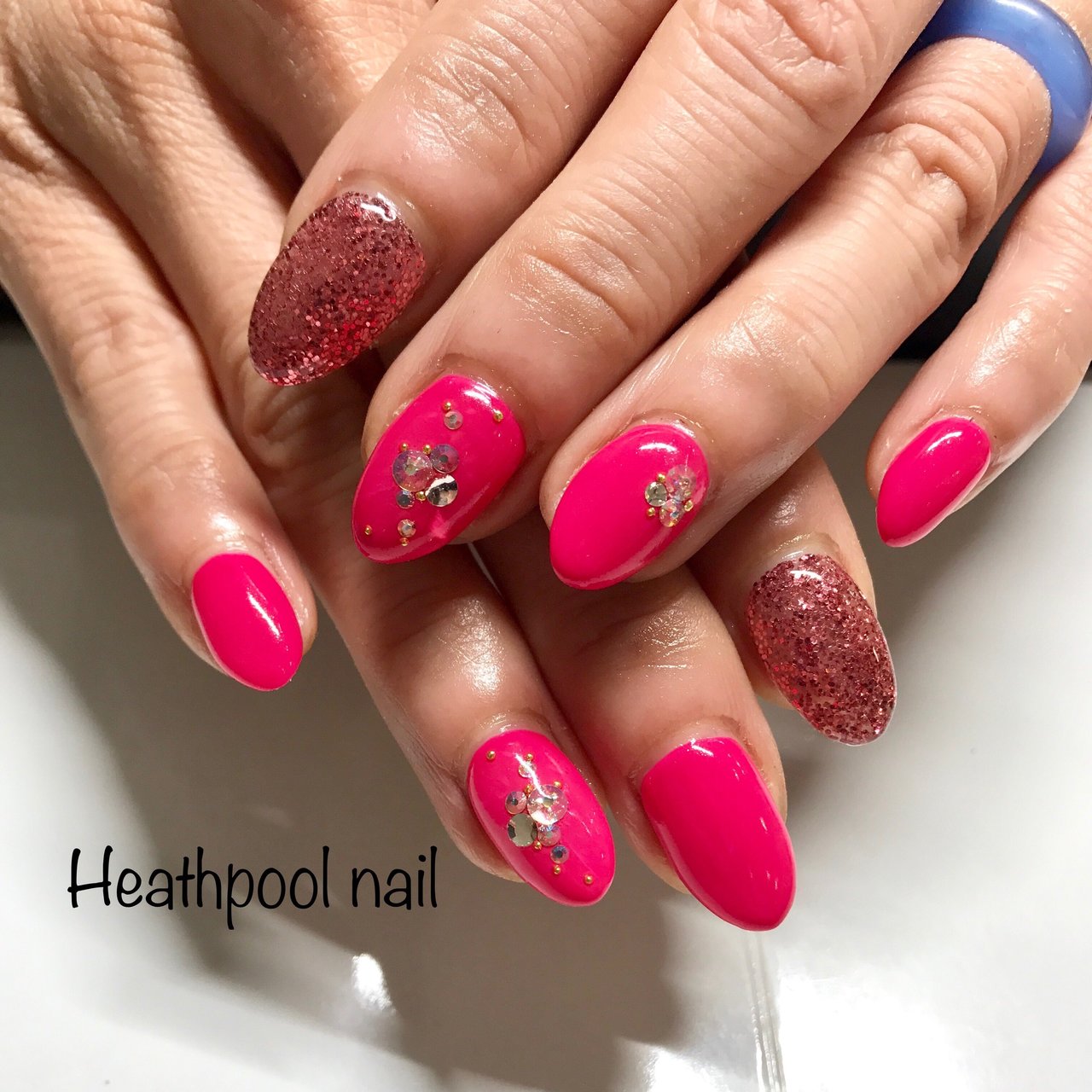 ハンド ラメ ワンカラー ビジュー ピンク Heathpoolnailのネイルデザイン No ネイルブック