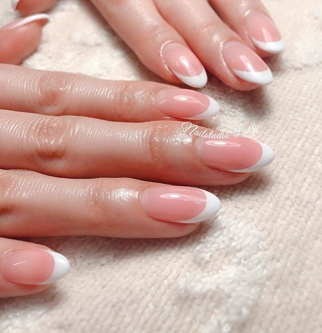 オールシーズン オフィス デート ハンド フレンチ Nailstudioloop Hiromiのネイルデザイン No ネイルブック