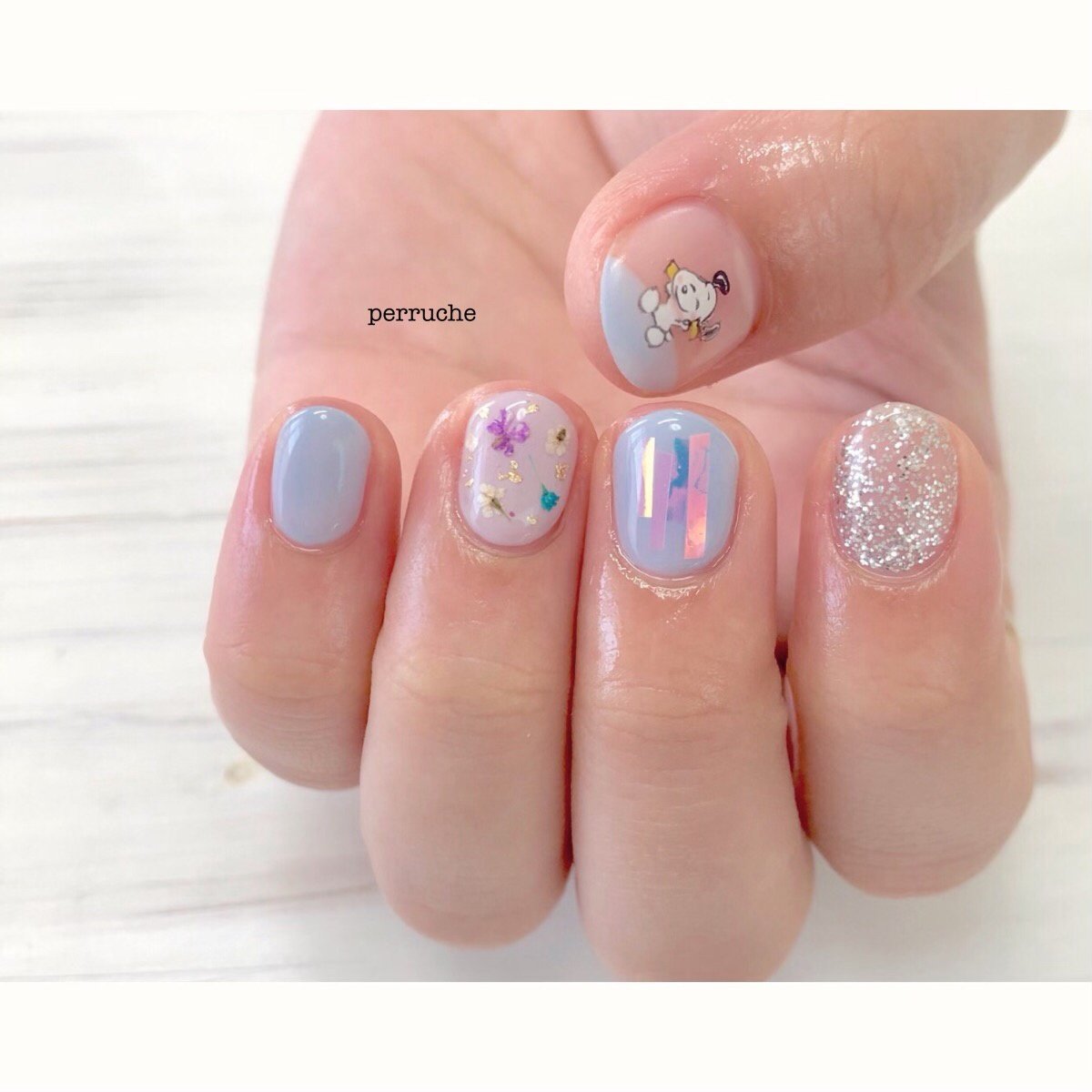 オールシーズン オフィス ブライダル パーティー ハンド 𝚗𝚊𝚒𝚕 𝚜𝚊𝚕𝚘𝚗 𝚙𝚎𝚛𝚛𝚞𝚌𝚑𝚎 ﾍﾟﾙｰｼｭ 𓅪のネイルデザイン No ネイルブック