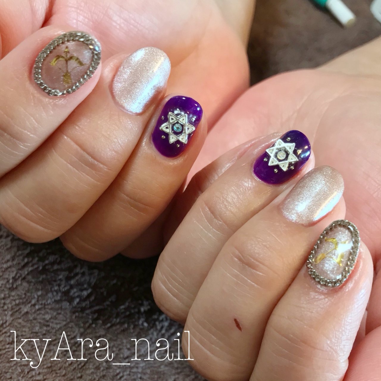 ハンド シンプル ワンカラー 星 チェーン Kyara Nailのネイルデザイン No ネイルブック