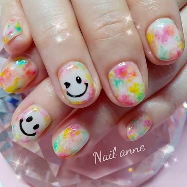 春 ハンド キャラクター タイダイ ショート Nail Anneのネイルデザイン No ネイルブック