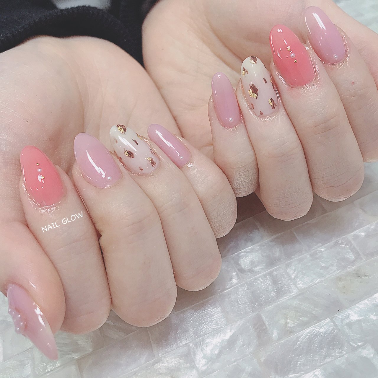 オールシーズン ハンド ワンカラー アニマル柄 パール Nail Glowのネイルデザイン No ネイルブック