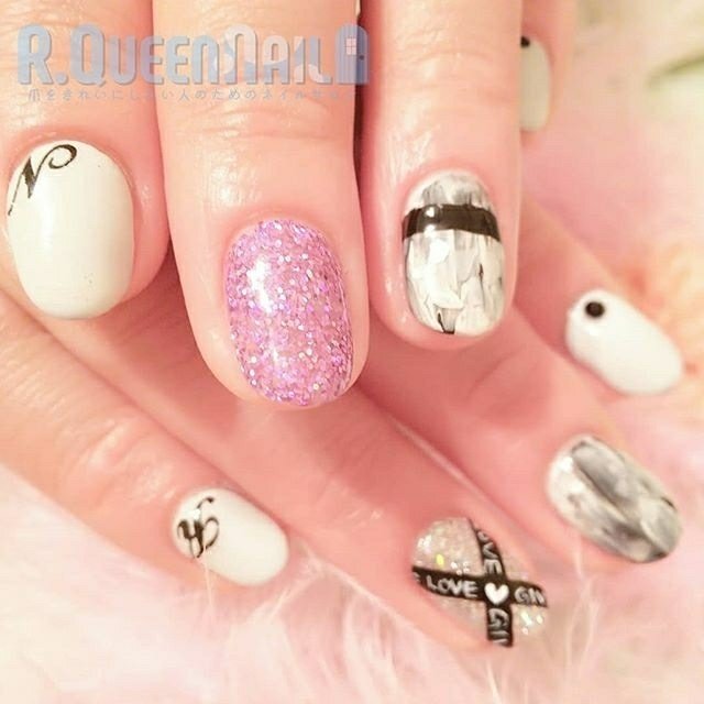 オールシーズン ライブ ハンド ピンク ブラック 今村しほり 千葉 R Queennailのネイルデザイン No ネイル ブック
