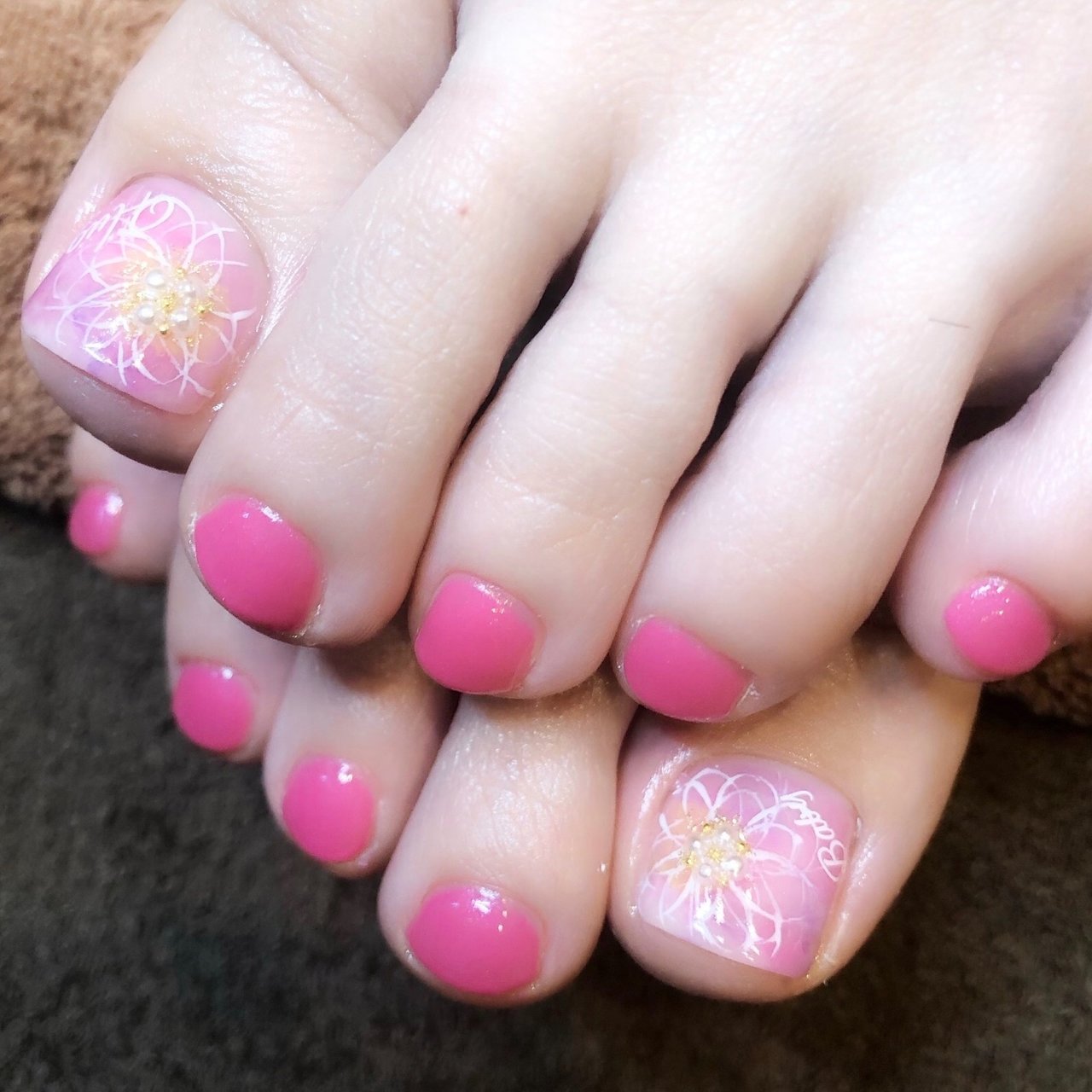 春 フット フラワー ピンク ペディキュア Nailya Chika 03のネイルデザイン No ネイルブック