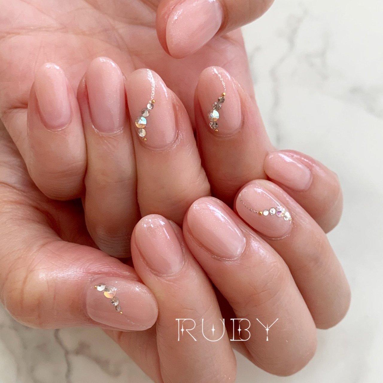 春 オフィス ハンド シンプル ワンカラー Ruby Nail07のネイルデザイン No ネイルブック