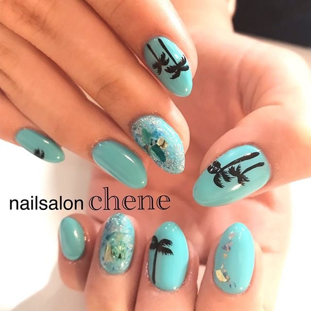 夏 旅行 海 リゾート ボタニカル Nailsalon Chene シェンヌ のネイルデザイン No ネイルブック