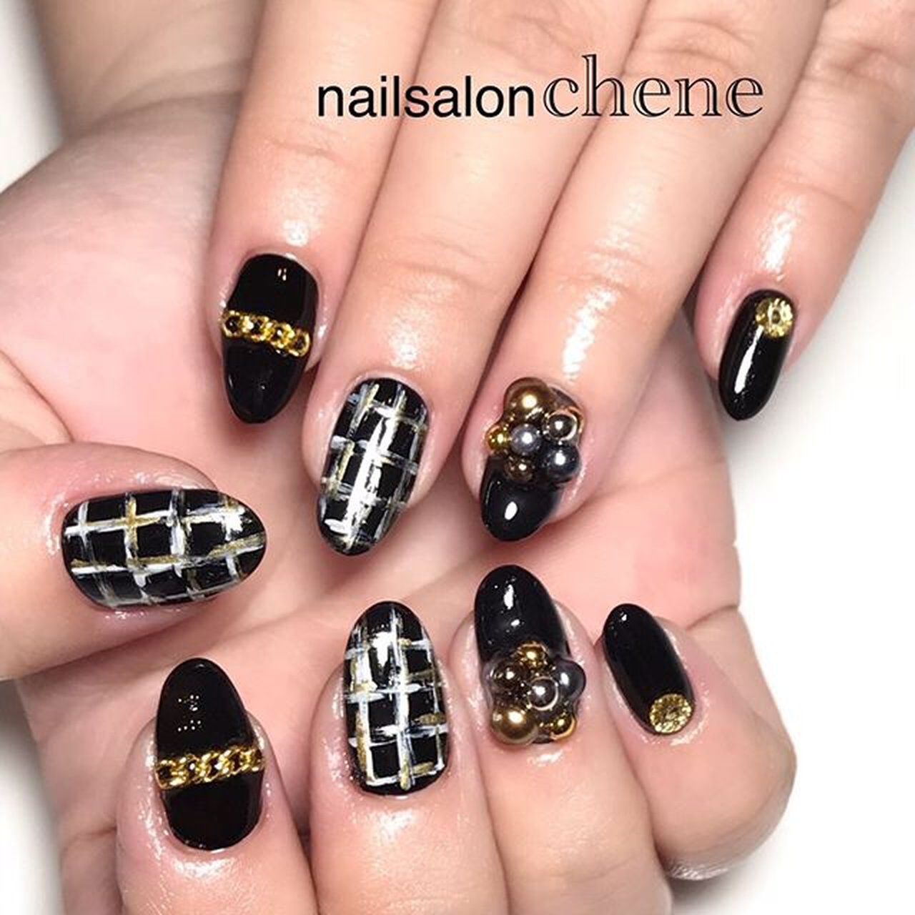 ハンド ホログラム チェック チェーン ツイード Nailsalon Chene シェンヌ のネイルデザイン No ネイルブック