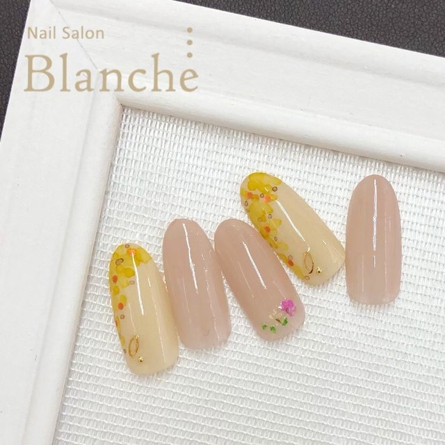 Blanche 三越前のネイルサロン ネイルブック