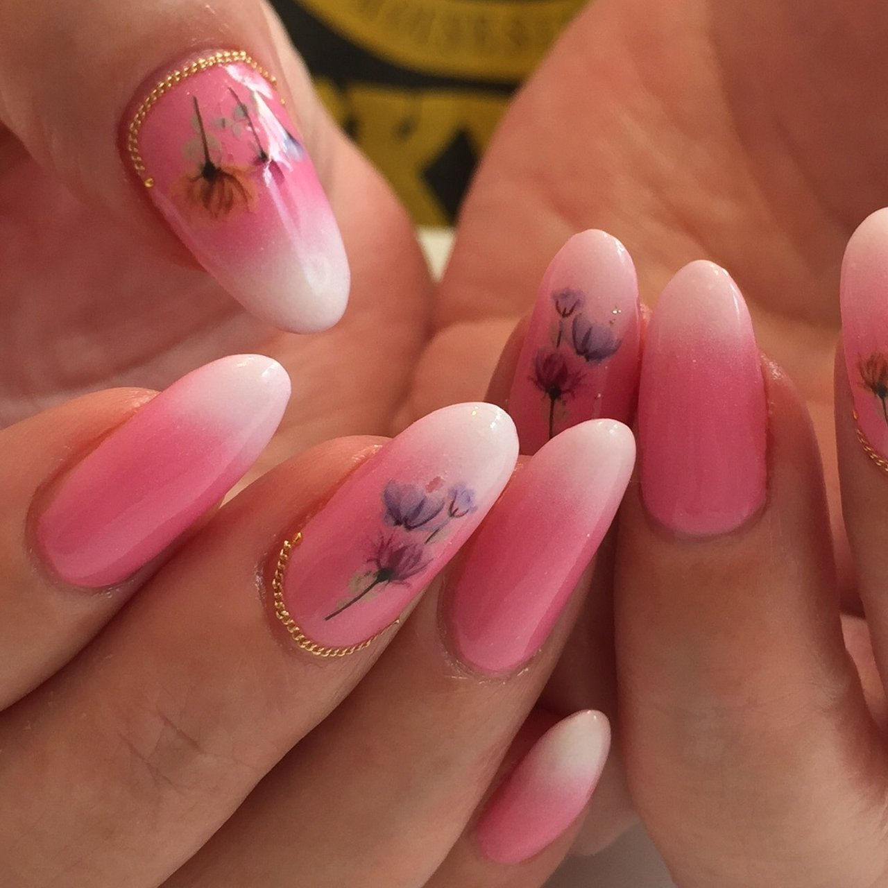 春 オールシーズン ハンド グラデーション フラワー Salon De Galleのネイルデザイン No ネイルブック