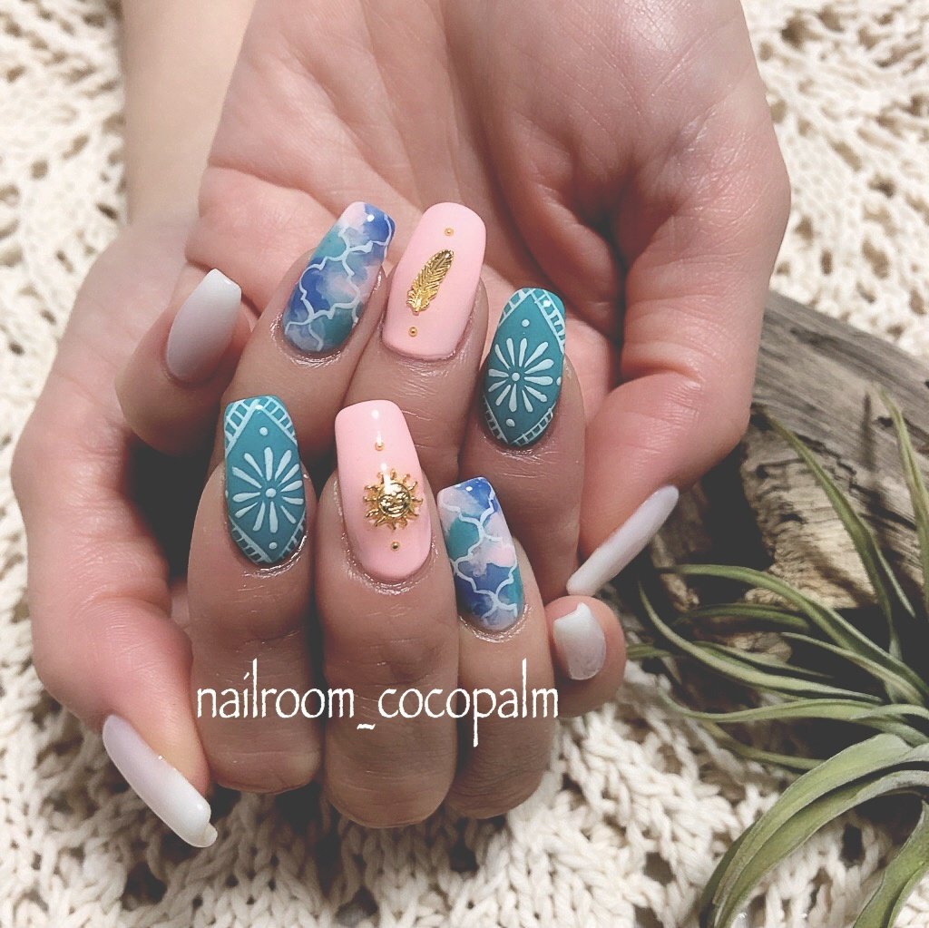 春 夏 リゾート ハンド フェザー Jemmynailのネイルデザイン No ネイルブック