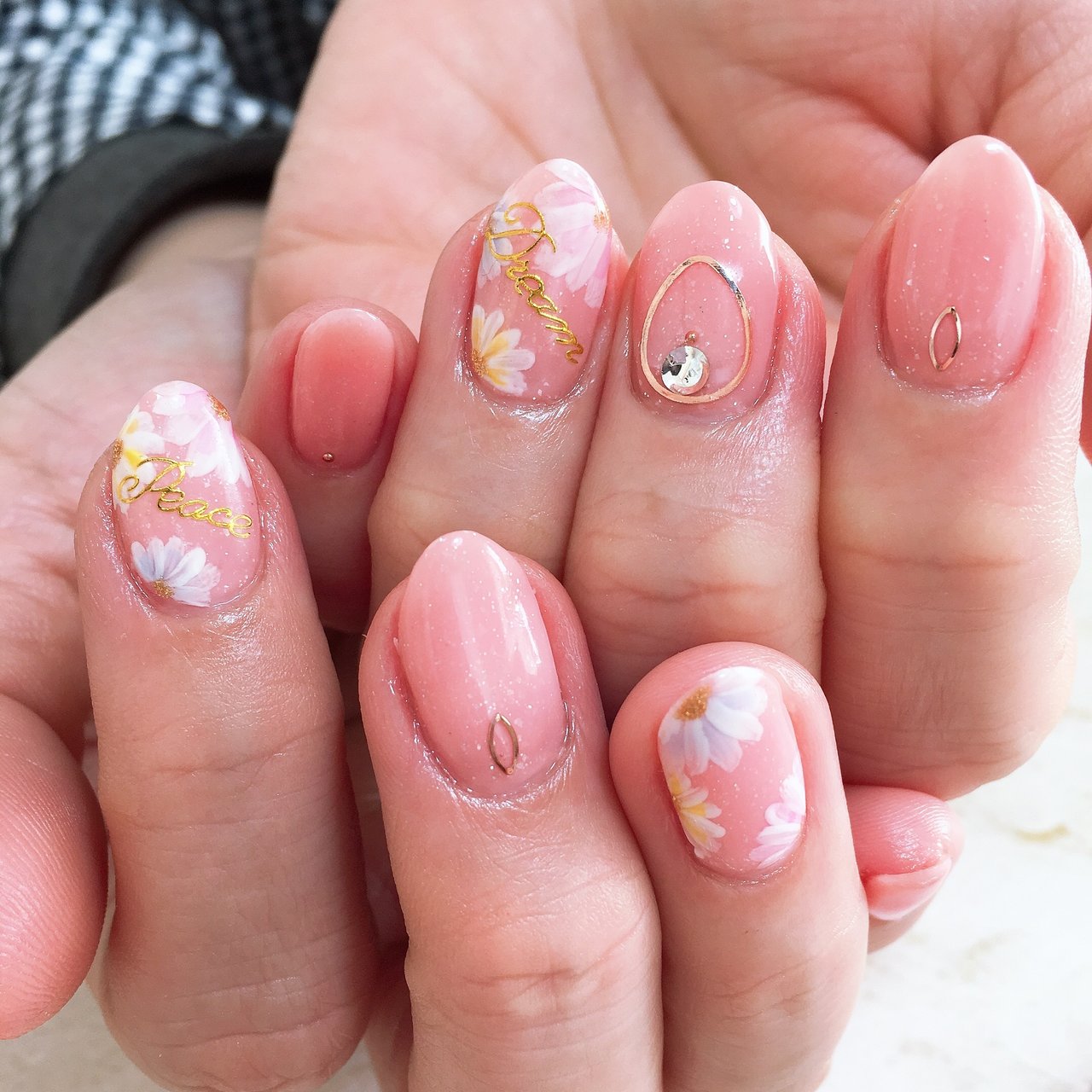 春 入学式 ハンド ワンカラー フラワー Nail Saoのネイルデザイン No ネイルブック