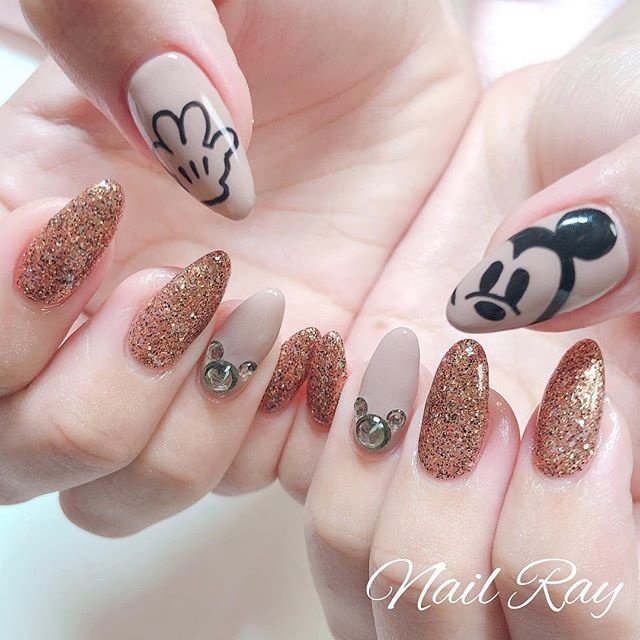 オールシーズン ハンド シンプル ラメ キャラクター Nail Ray Kanaのネイルデザイン No 4116637 ネイルブック