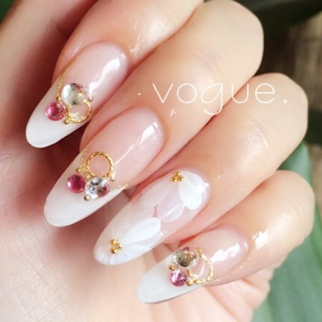 Nail Room Vogue ネイルルーム ヴォーグ 新下関のネイルサロン ネイルブック