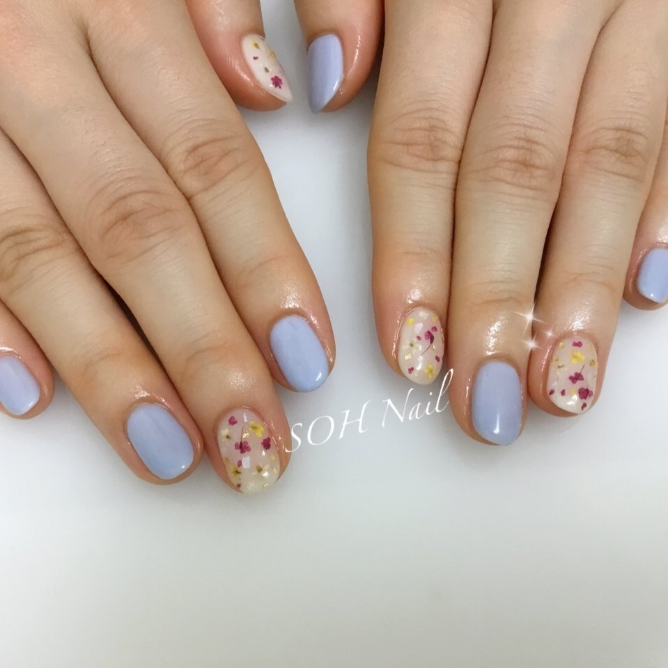 春 オールシーズン ハンド ワンカラー 押し花 Soh Nailのネイルデザイン No ネイルブック