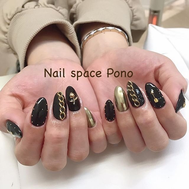 オールシーズン ライブ ハロウィン ハンド ラメ Nail Space Pono まどちゃんのネイルデザイン No 4126405 ネイルブック