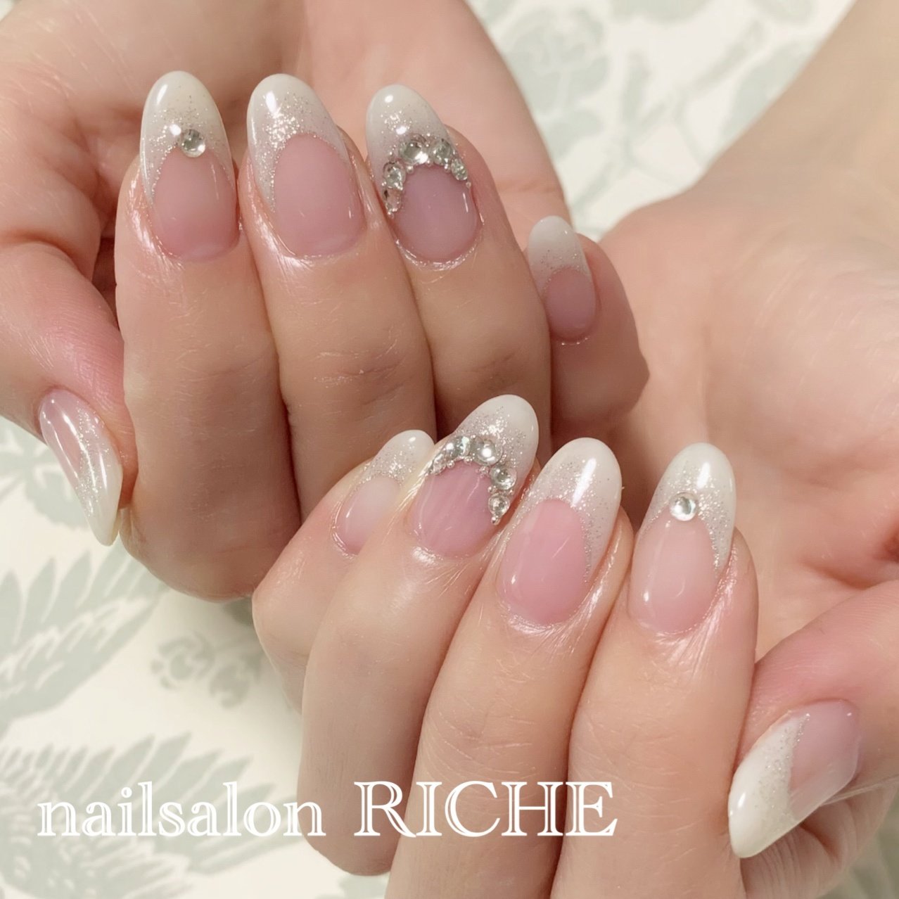 春 ブライダル パーティー デート ハンド Nailsalon Richeのネイルデザイン No ネイルブック