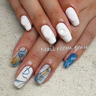 ピカソのネイルデザイン ネイルブック
