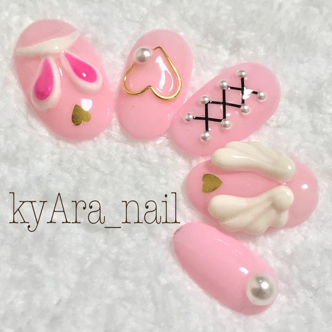 ハンド アニマル柄 パール ハート フェザー Kyara Nailのネイルデザイン No ネイルブック