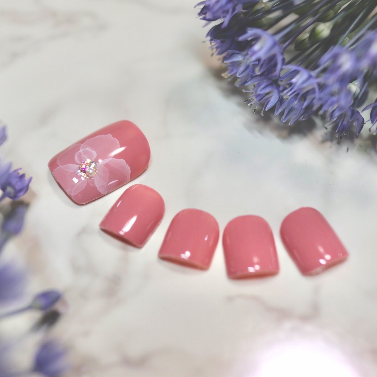 春 夏 フット ワンカラー フラワー Nail Salon Minkeyのネイルデザイン No ネイルブック