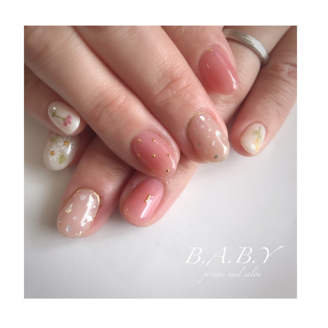 春 ハンド フラワー ショート ピンク B A B Y Nail Emiのネイルデザイン No ネイルブック