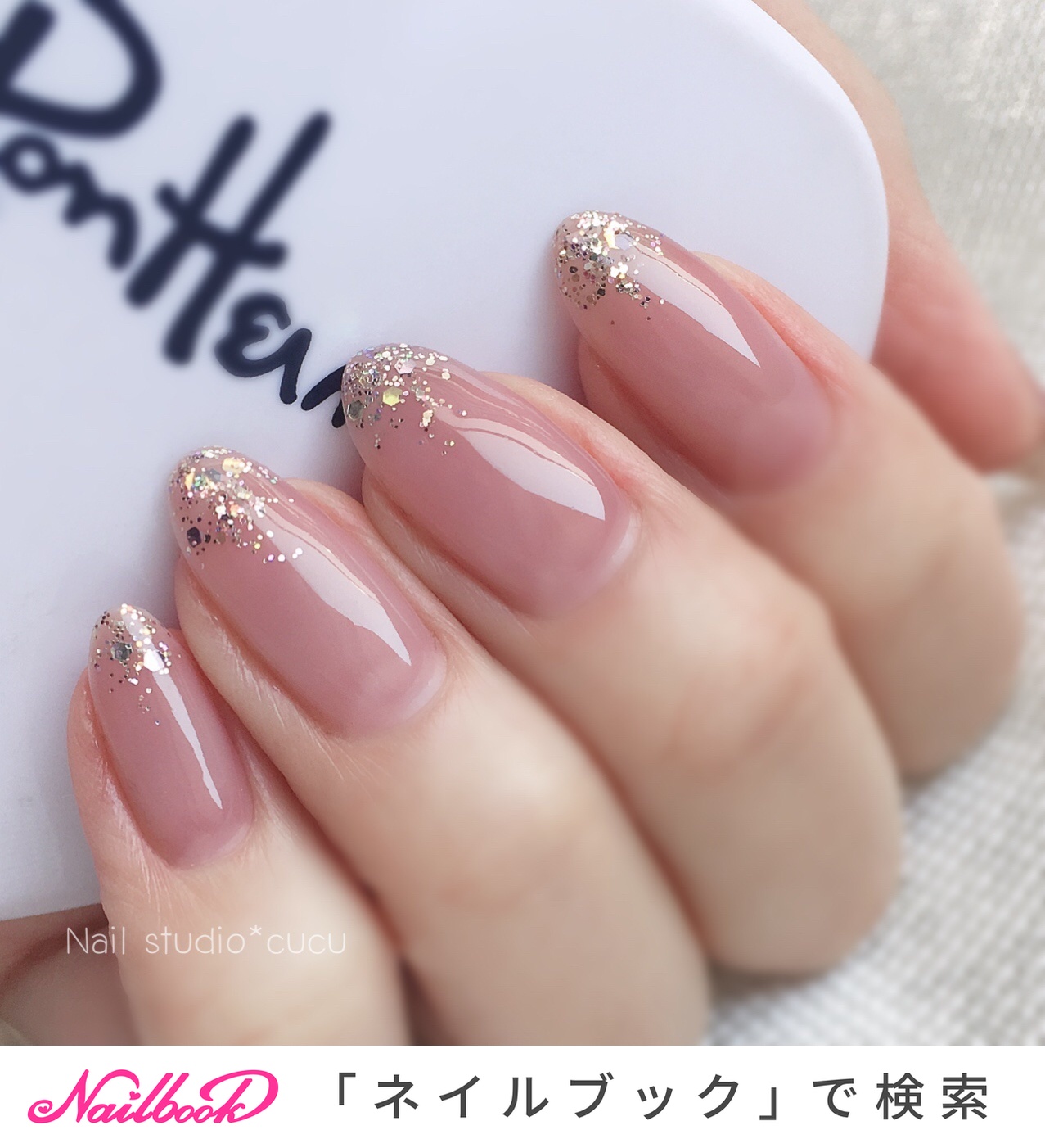 ハンド シンプル ホログラム ラメ ミディアム Nail Studio Cucuのネイルデザイン No ネイルブック