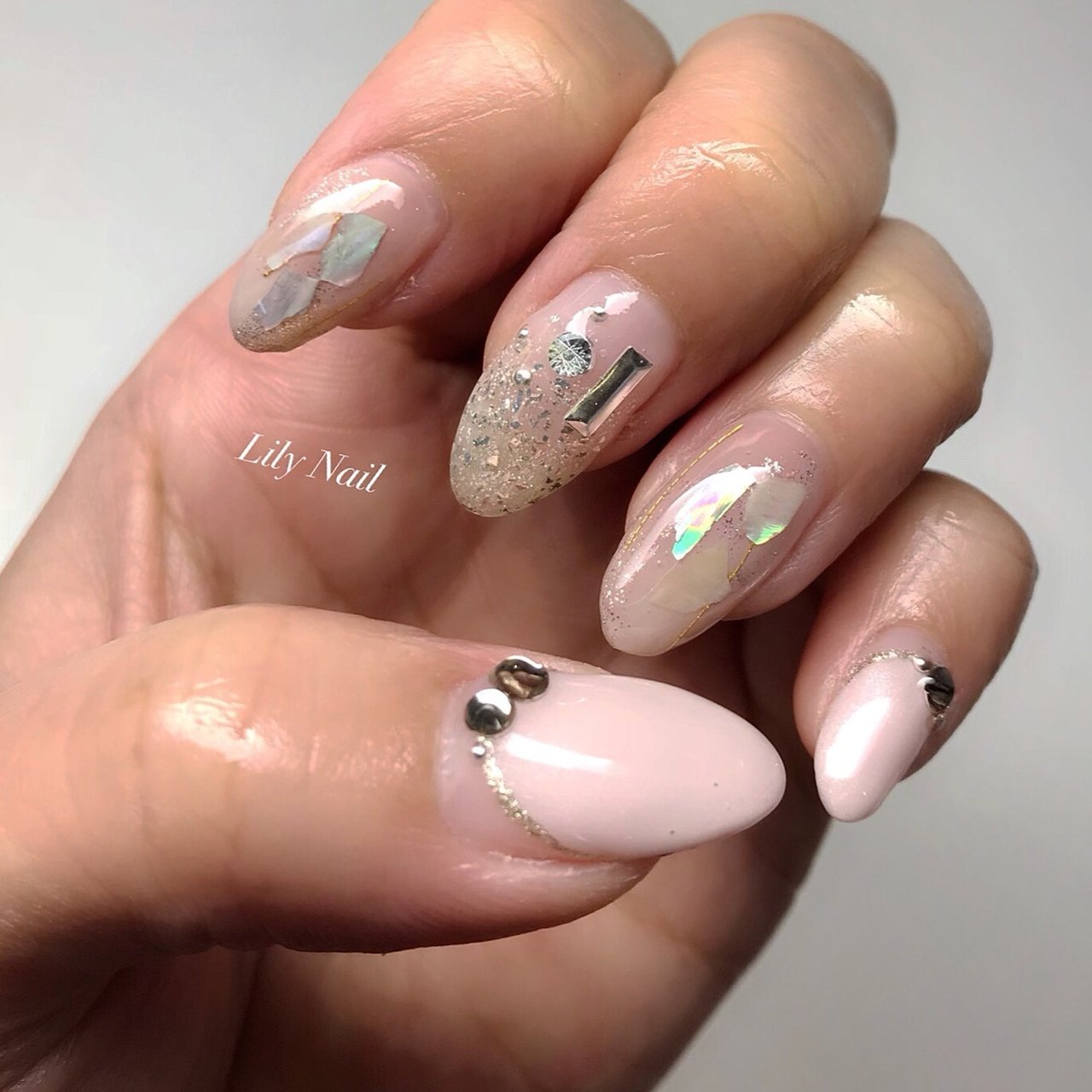 オールシーズン ブライダル パーティー デート ハンド Lily Nailのネイルデザイン No ネイルブック