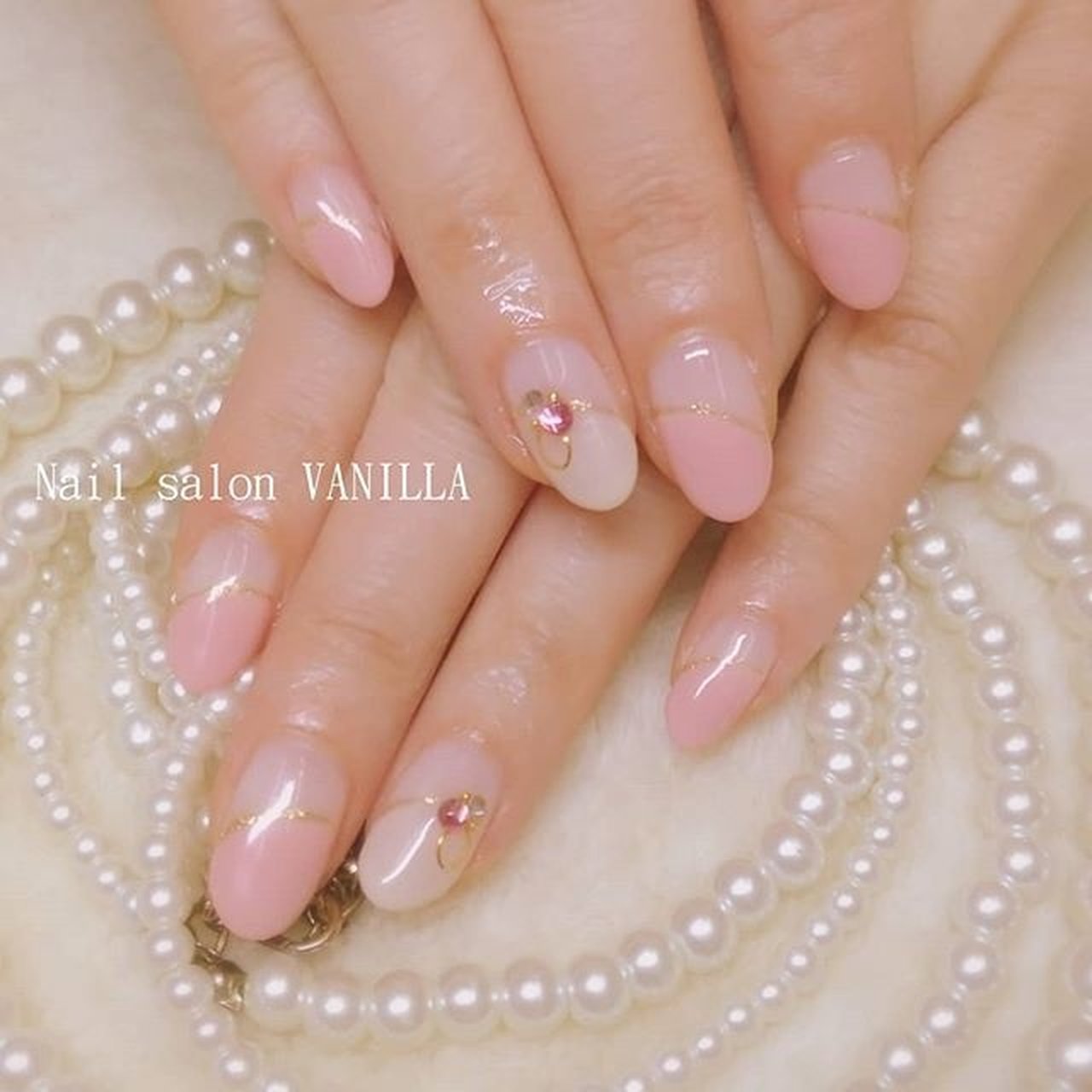 春/オフィス/シンプル/フレンチ/ビジュー - NailsalonVANILLAのネイル