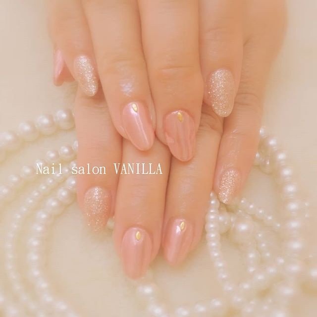 春 シンプル ラメ ワンカラー ミラー Nailsalonvanillaのネイル