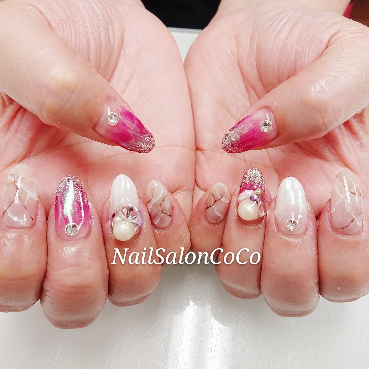 春 ハンド グラデーション ビジュー 大理石 Nailsaloncocoのネイルデザイン No ネイルブック