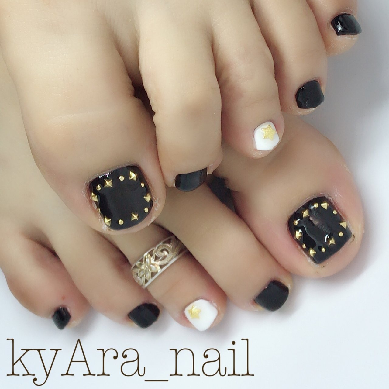 フット シンプル ワンカラー 星 ロック Kyara Nailのネイルデザイン No ネイルブック