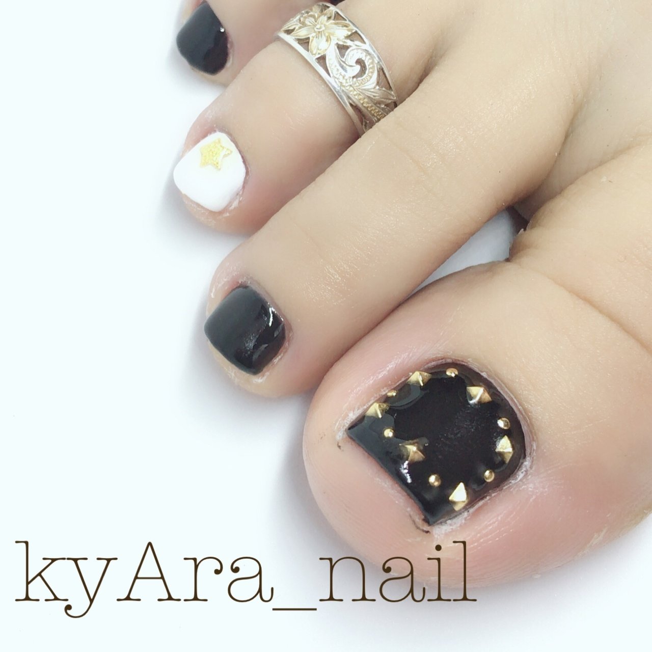 フット シンプル ワンカラー 星 ロック Kyara Nailのネイルデザイン No ネイルブック