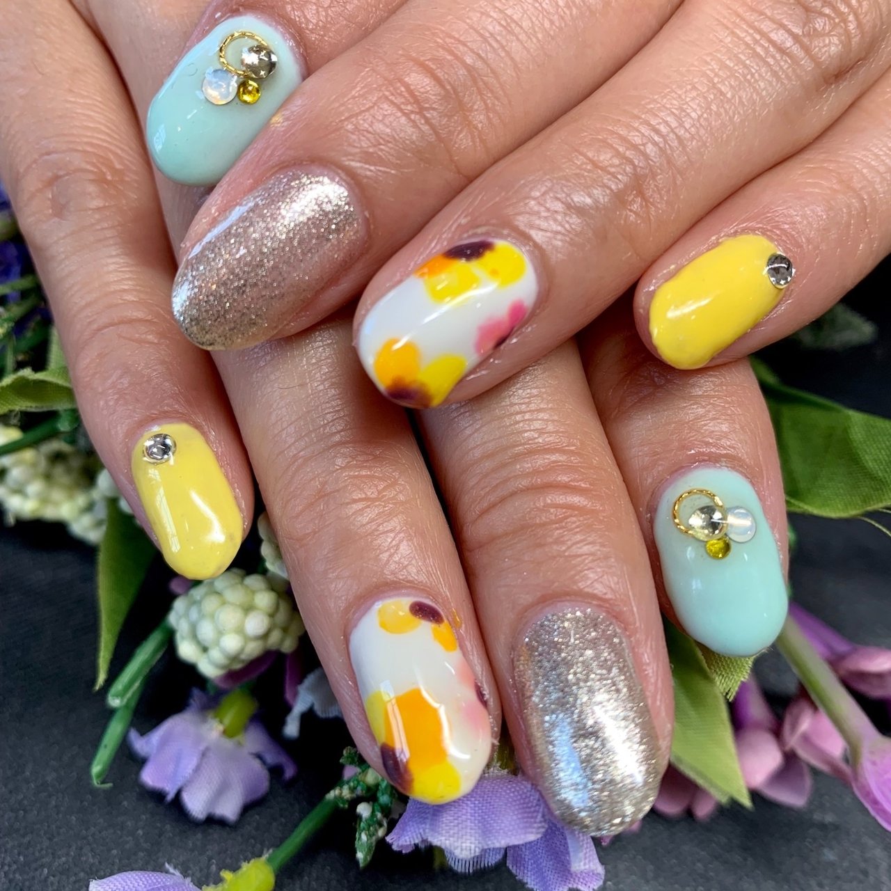 春 デート ハンド フラワー ミディアム シエル金沢市 金谷和美 のネイルデザイン No ネイルブック