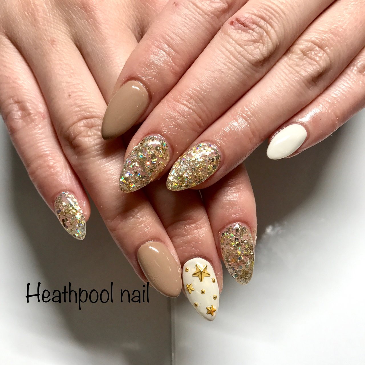 ハンド ラメ ワンカラー 星 ホワイト Heathpoolnailのネイルデザイン No ネイルブック