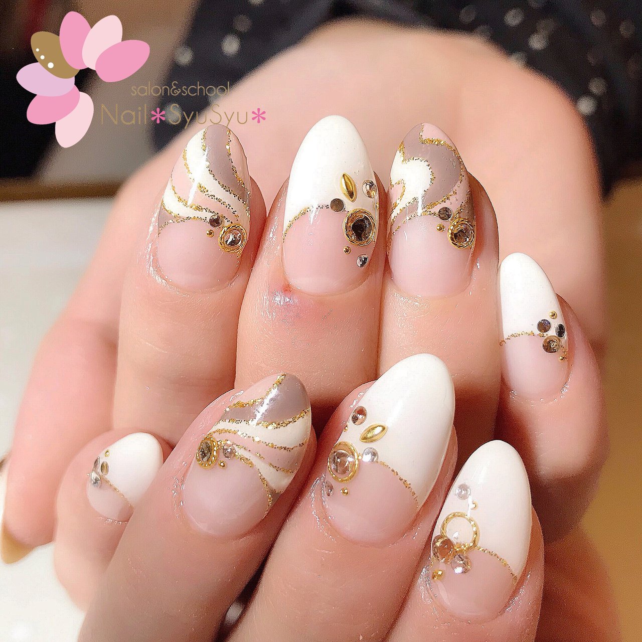 春 秋 ハンド フレンチ ハート Nail Syusyu ネイルシュシュのネイルデザイン No ネイルブック