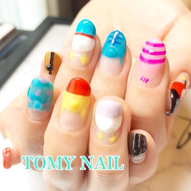 オールシーズン 旅行 ライブ ハンド キャラクター Tomynailのネイルデザイン No ネイルブック