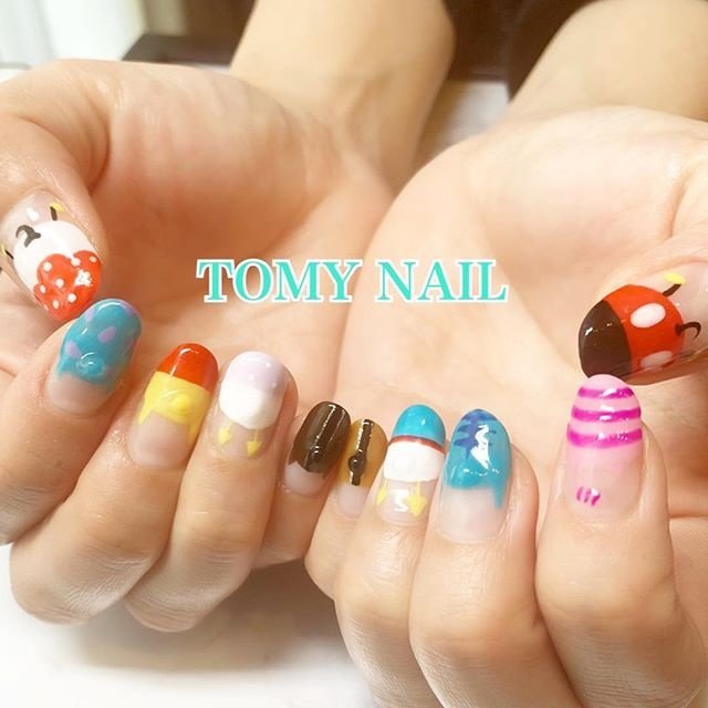 オールシーズン 旅行 ライブ ハンド キャラクター Tomynailのネイルデザイン No ネイルブック