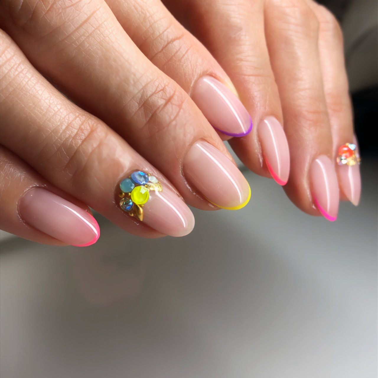 春 夏 オフィス デート ハンド Akeynailsのネイルデザイン No ネイルブック