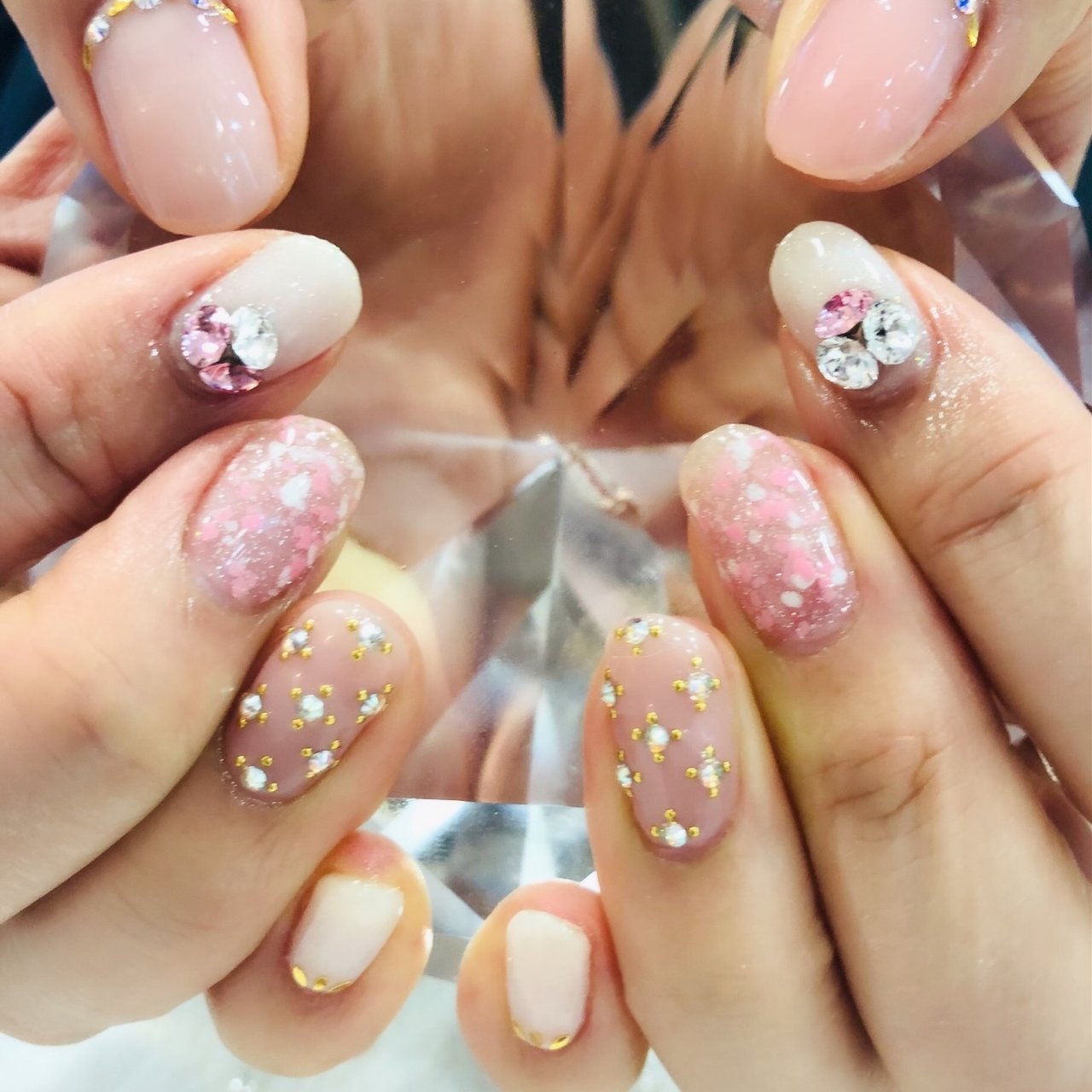 春 オールシーズン パーティー 女子会 ハンド Nailkcloeのネイルデザイン No ネイルブック