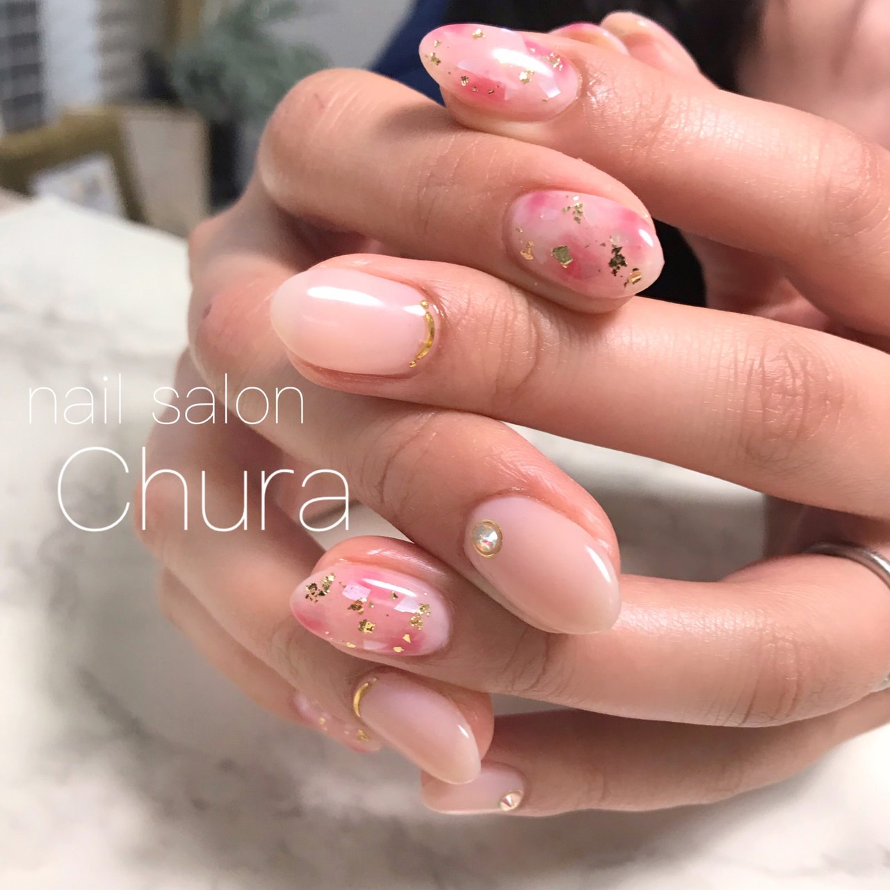 ハンド ワンカラー シェル タイダイ ベージュ Miyu Nail Salon Churaのネイルデザイン No ネイルブック