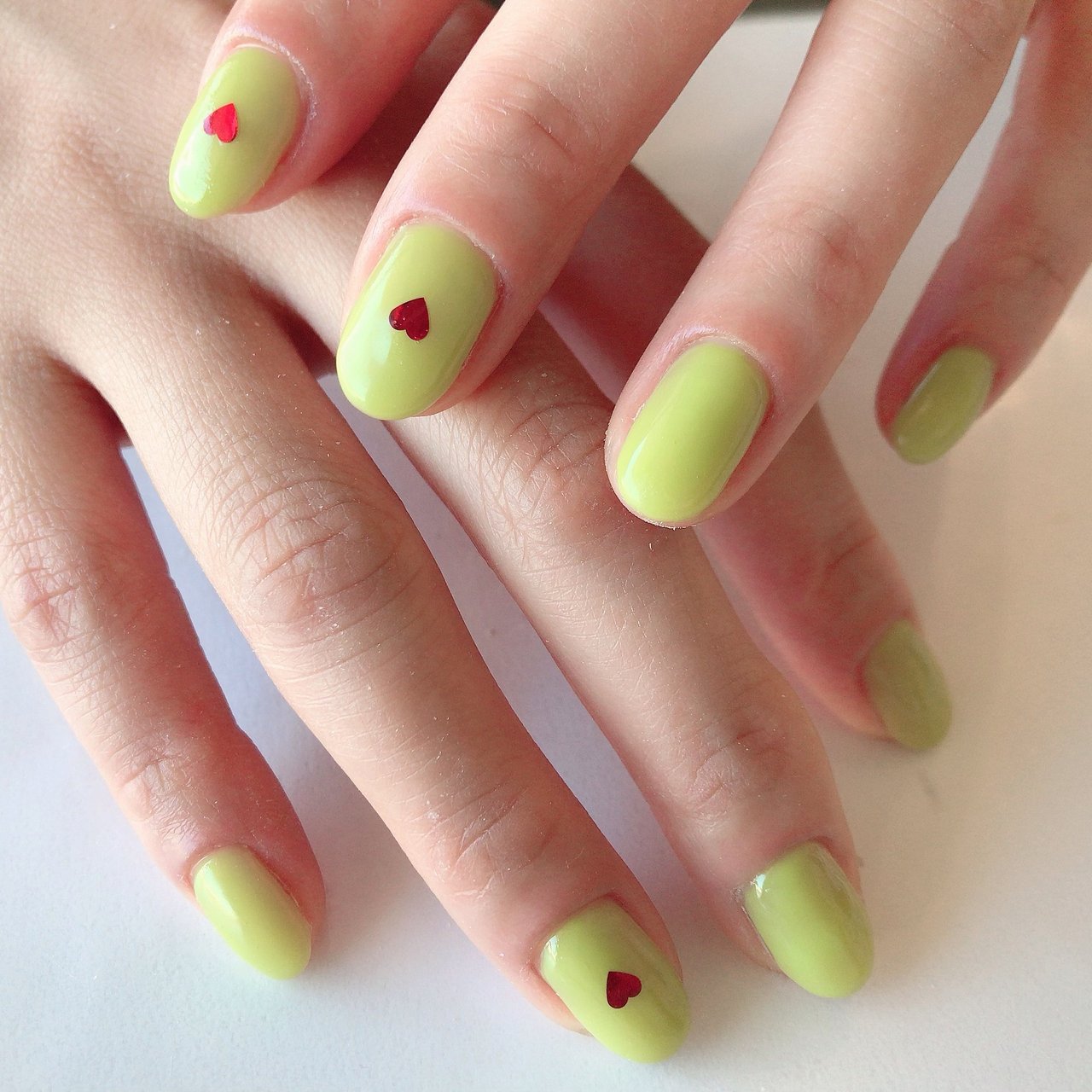 春 ハンド シンプル ホログラム ハート Erihoのネイルデザイン No ネイルブック