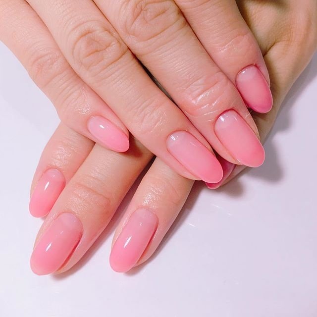 オールシーズン ハンド シンプル グラデーション ミディアム プライベートサロン Sarah サラ 佐藤真優 のネイル デザイン No ネイルブック