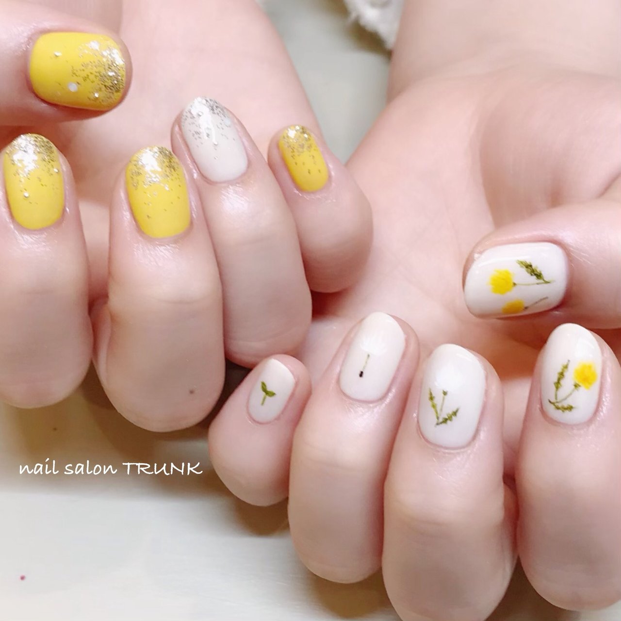 春 ハンド ラメ フラワー ショート Nail Trunkのネイルデザイン No 4191771 ネイルブック