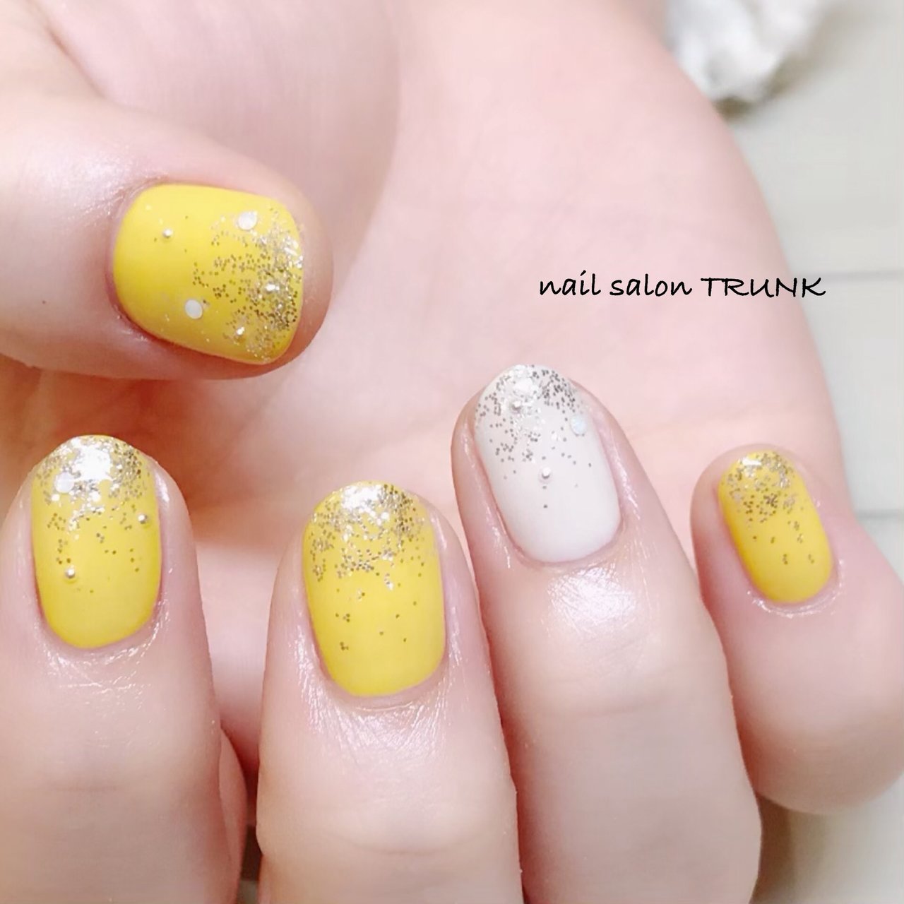 春 ハンド ラメ フラワー ショート Nail Trunkのネイルデザイン No ネイルブック